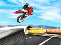 Lalao Trail Bike vs Train Race