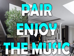 Lalao Pair Enjoy The Music