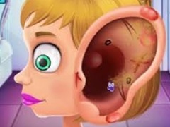 Lalao Children's Doctor Treating Ears